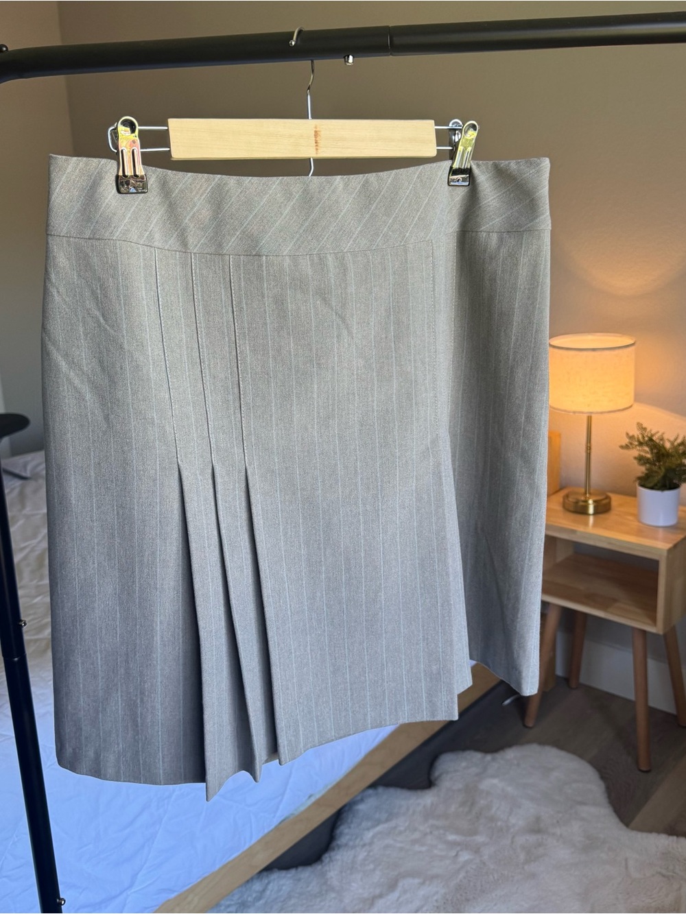 A-Line Pleated Women's Skirt in Light Gray